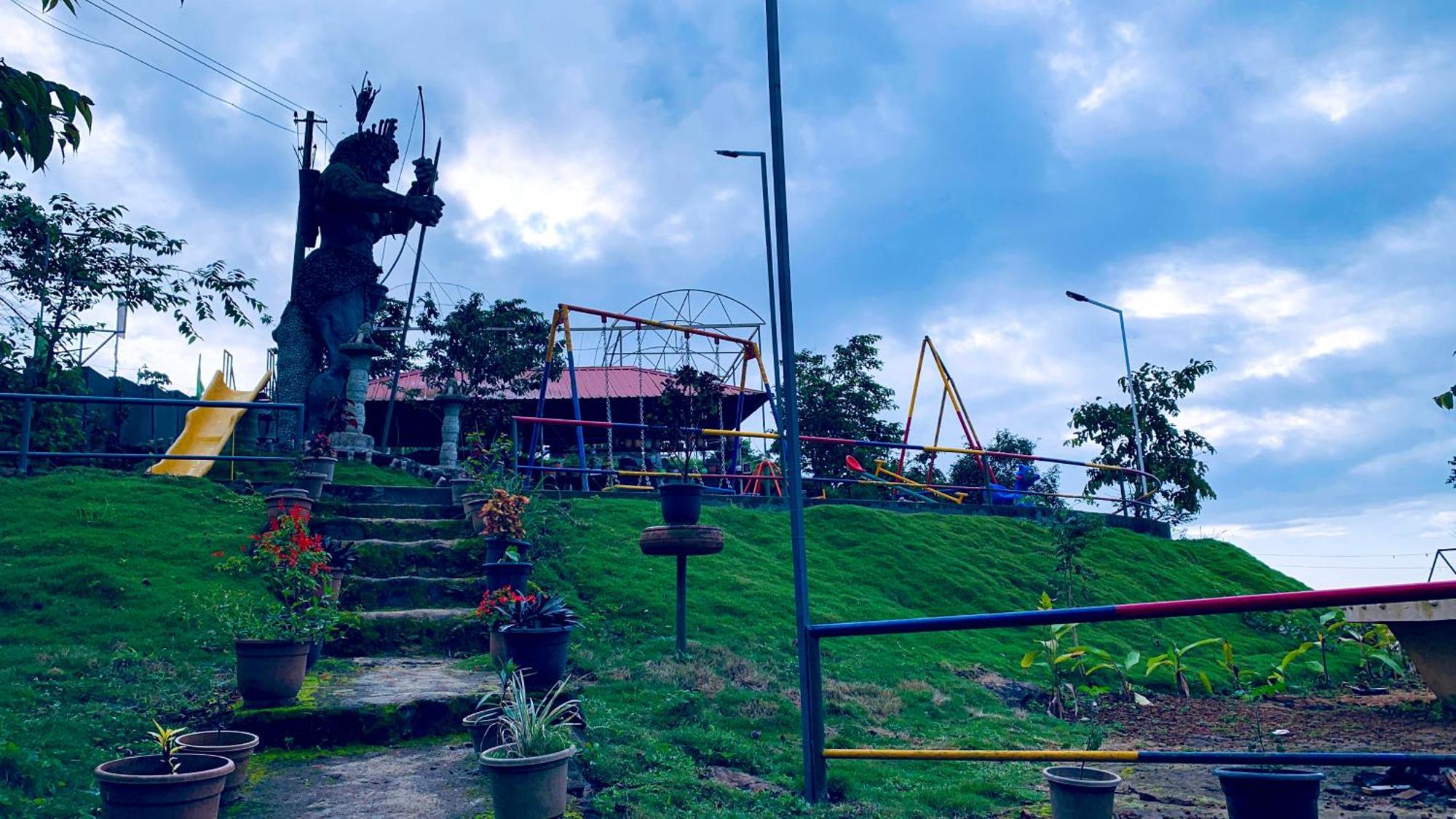 Chillax Resorts Palakkayam Thattu Paithalmala Exterior photo